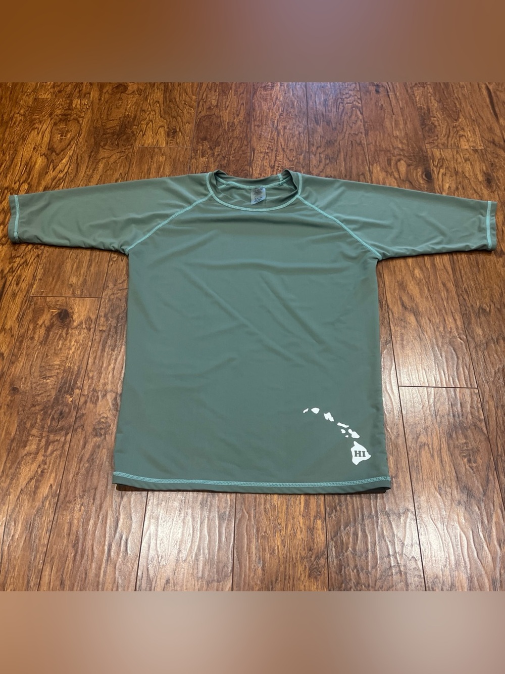 Five O Surf Club Rash Guard Men’s SZ L Sage Green Hawaii